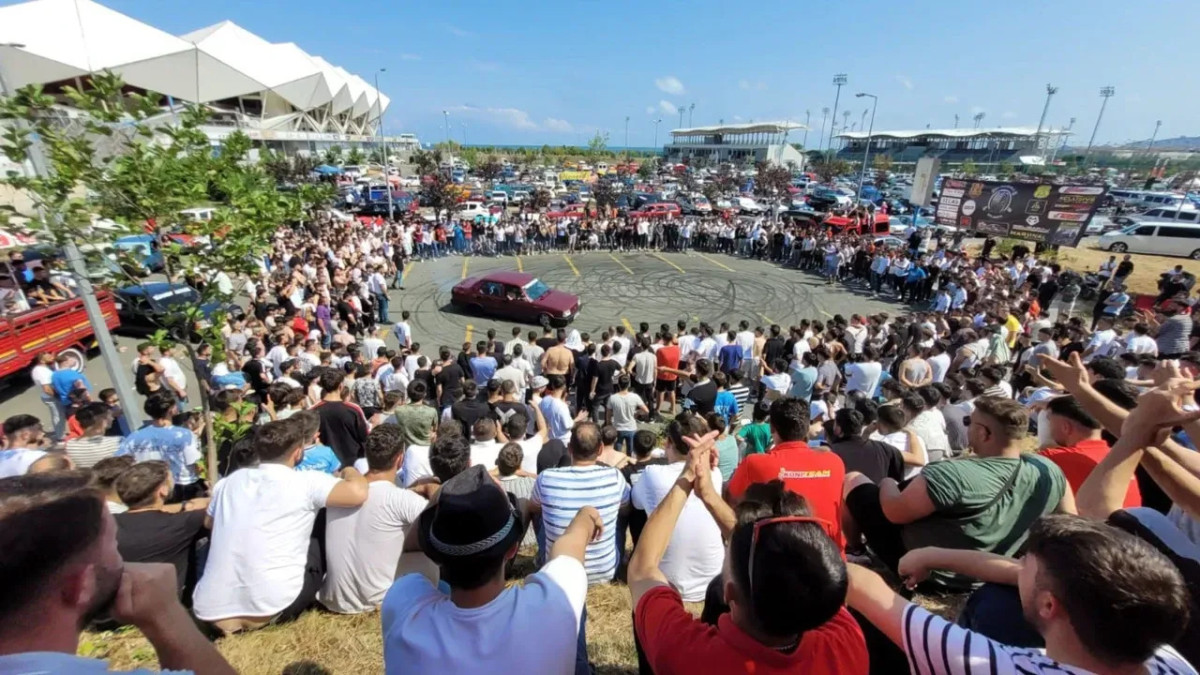 Modifiye Severler Trabzon’da Buluştu. Auto Fest Festivaline Yoğun İlgi